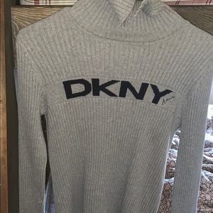 Dkny turtleneck sweater